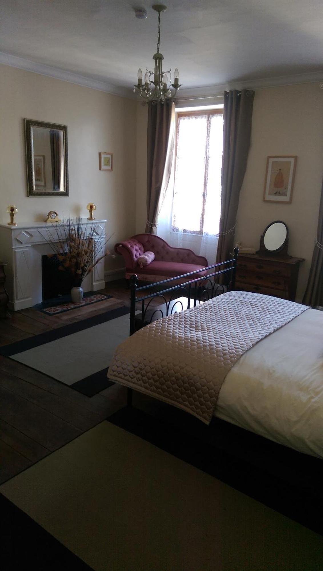 Vingt Grand Rue Bed and Breakfast Champagne-Mouton Værelse billede